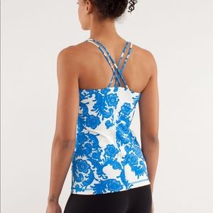 Lululemon Free To Be Tank Size 2 Blue/White Floral